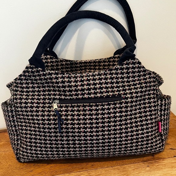 Woven purse with satin interior - Picture 1 of 3